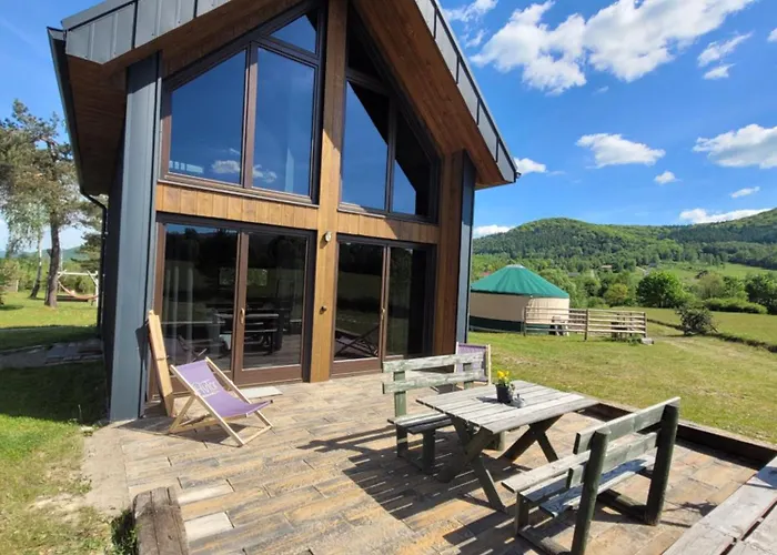 Chutor Grzegorza بيت خشبي *