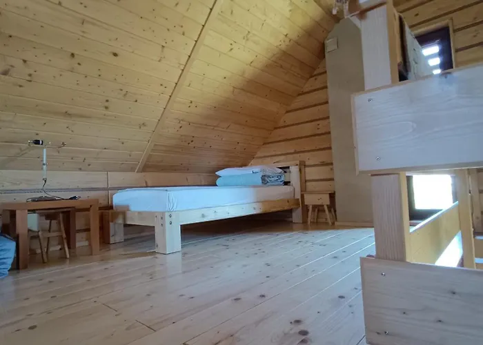 Chutor Grzegorza بيت خشبي